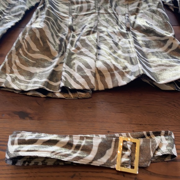 Cache Jacket - Picture 7 of 7